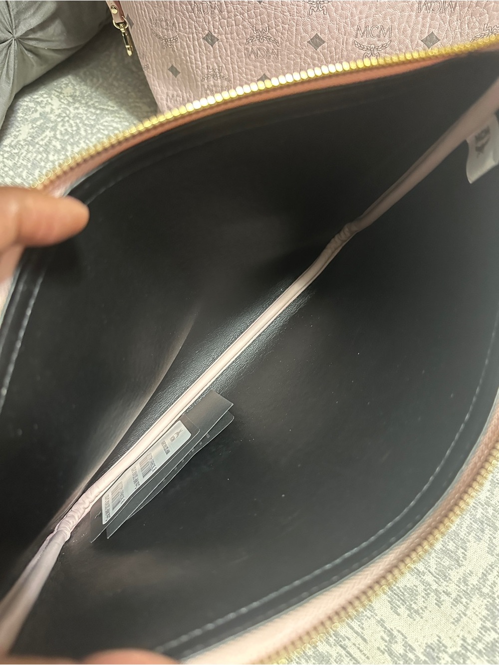 MCM AREN VI LEATHER MIX SHOPPER MED - Picture 10 of 13